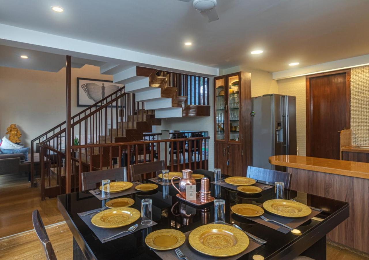 Saffronstays Urja, Lonavala - Private Villa With 2 Pools, Spa Room, Private Elevator & Waterfall Exterior foto